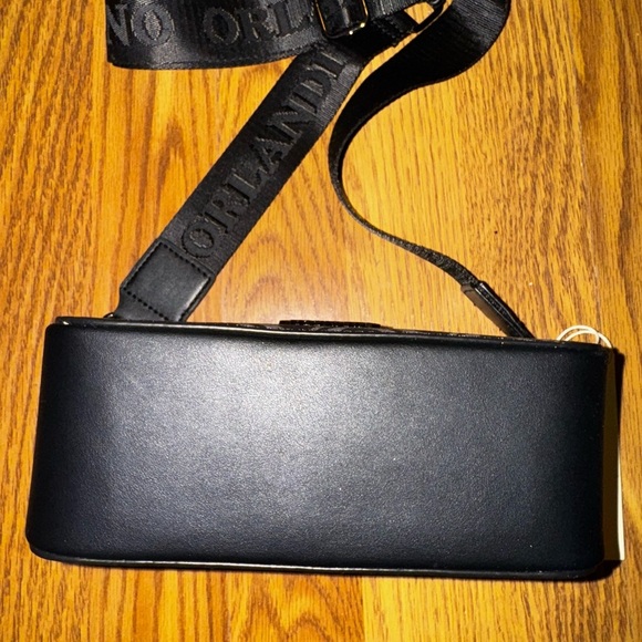 Valentino Orlandi Black Crossbody Bag - Picture 6 of 10